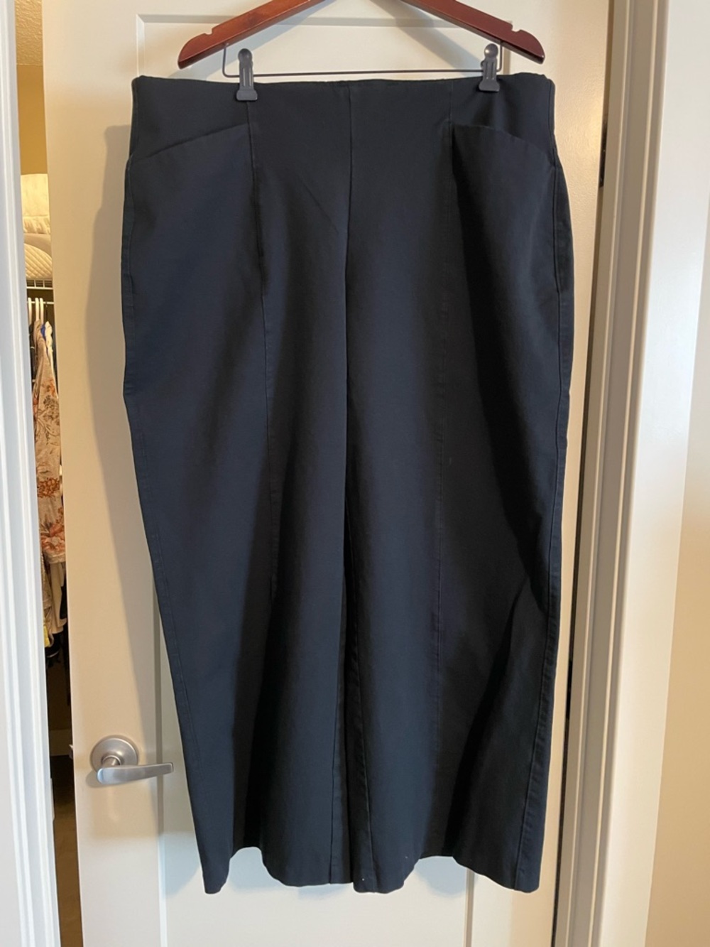 Old Navy Black Pixie Wide Leg Pants - 2X
